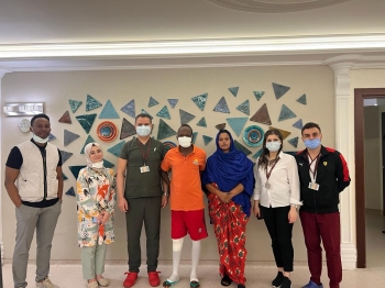 TÜMÖR DİZ PROTEZ HASTASI İLE RÖPORTAJ